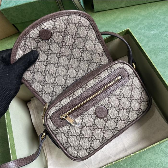 2025210C772239N201852552