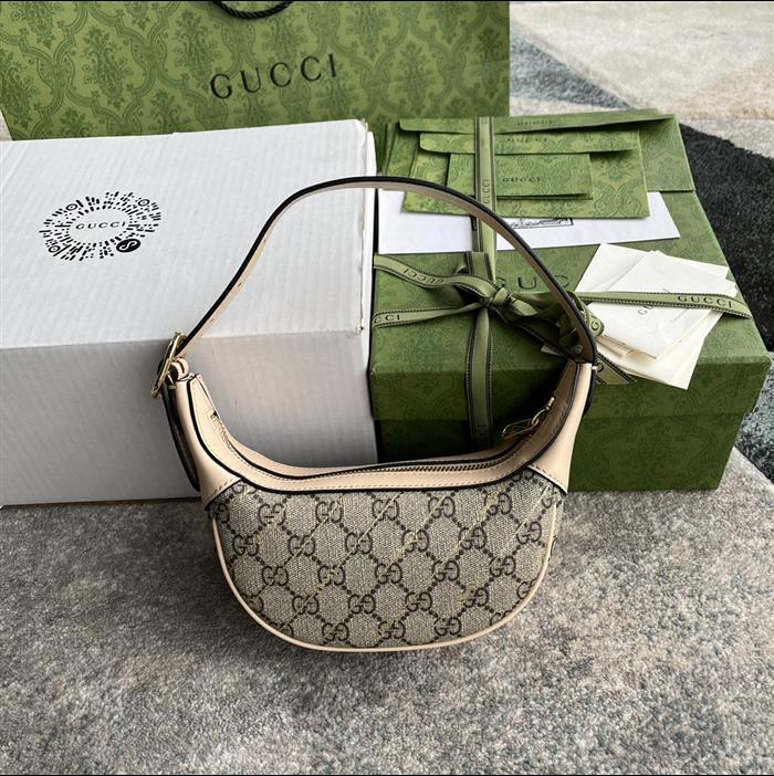 2025210C774336N201854636