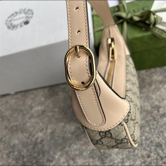 2025210C774336N201854699