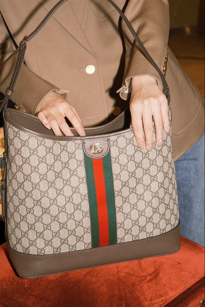 2025210C781392N201855810