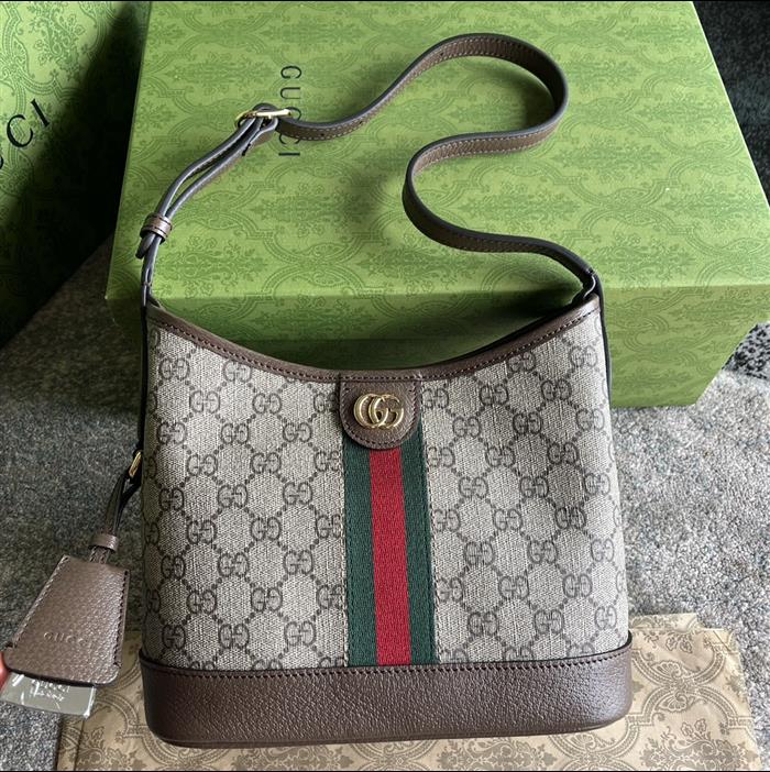 2025210C781402N201856230