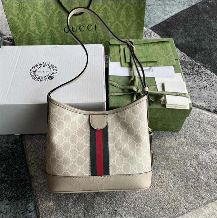 2025210C781402N201856418