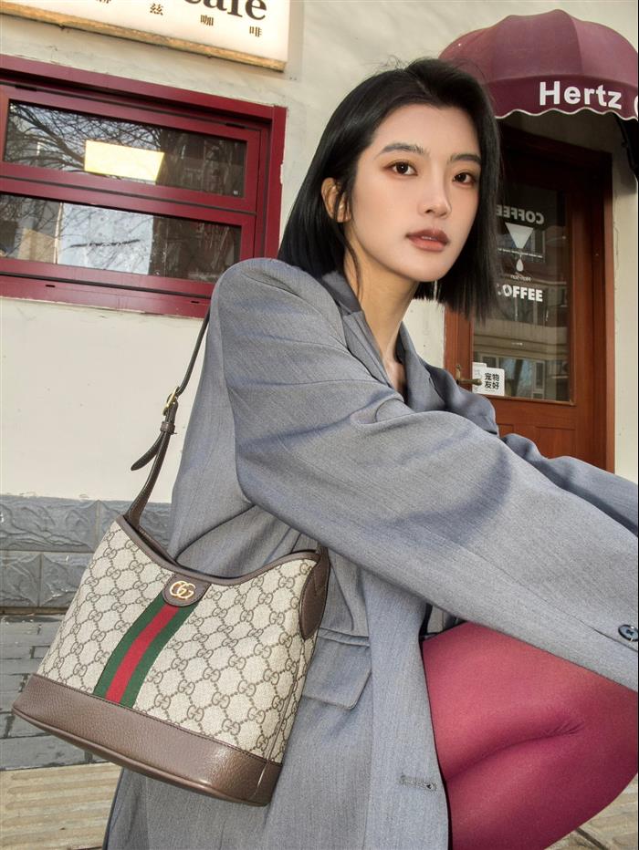 2025210C781402N201856639