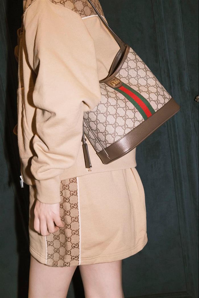 2025210C781402N201856783