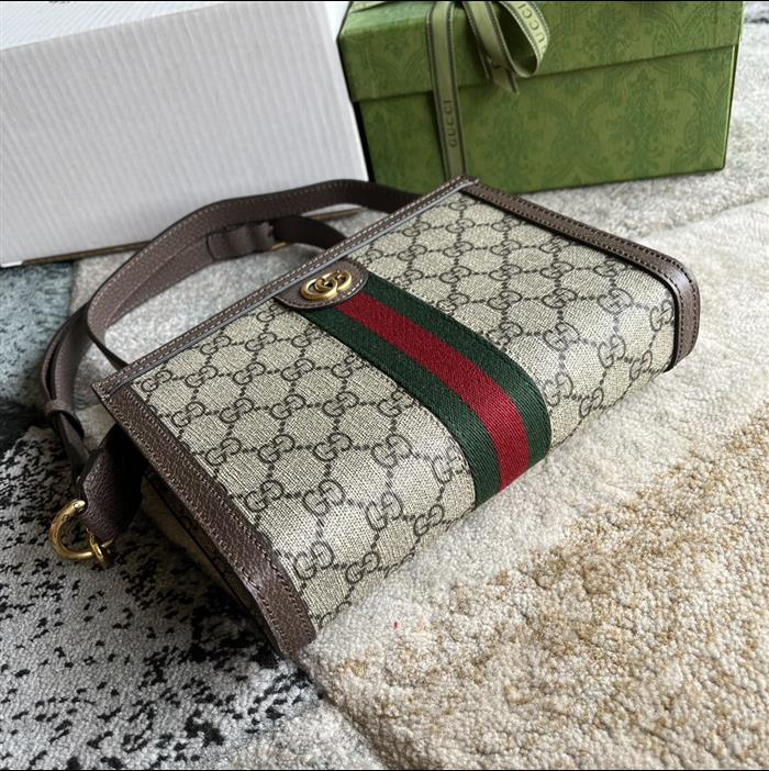 2025210C795467N20192894