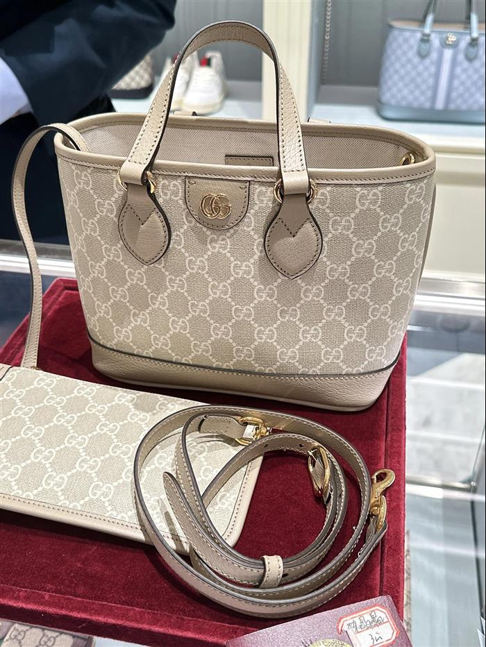 2025210C811716N20193176