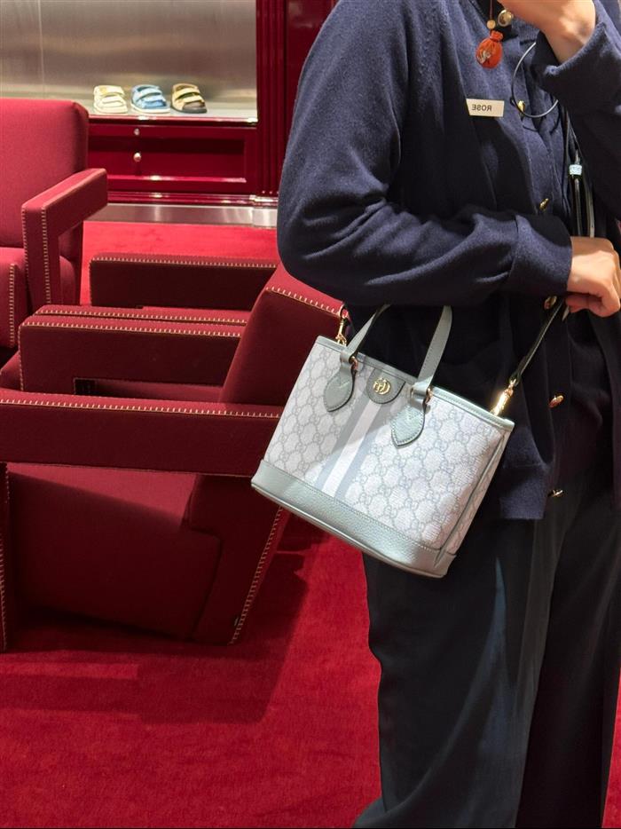 2025210C811716N20193883