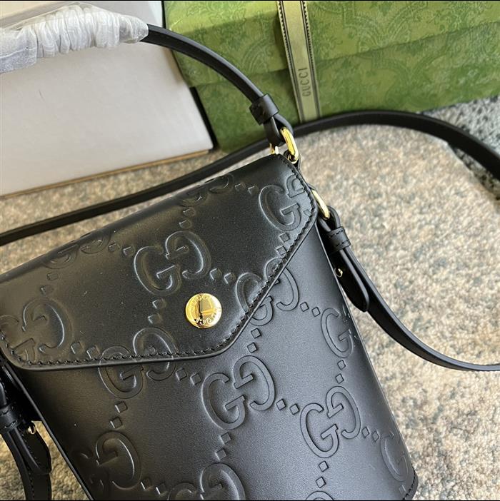 2025210C772795N202058411