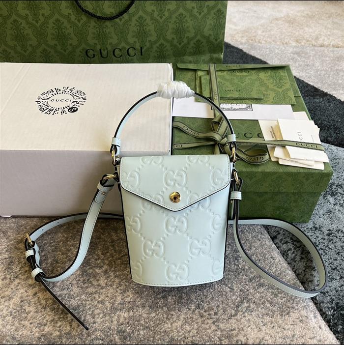 2025210C772795N20205881