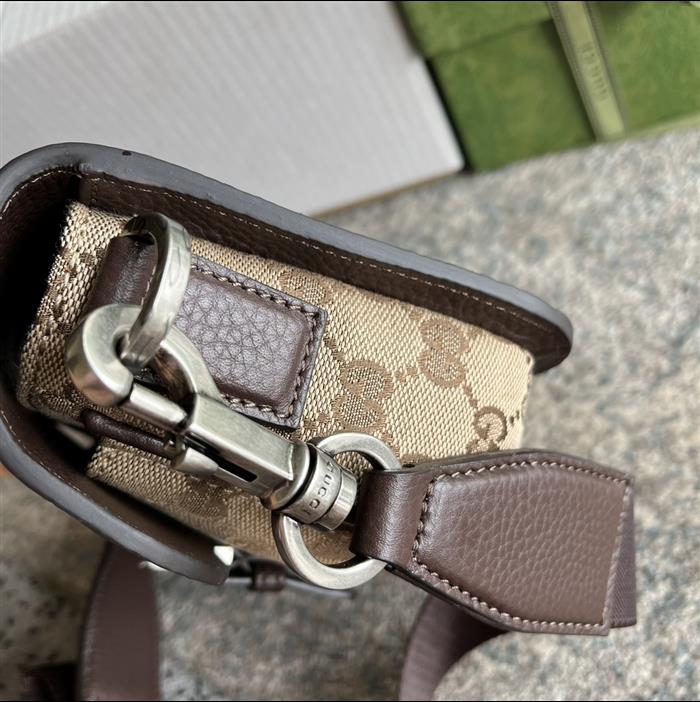 2025210C795213N20215205