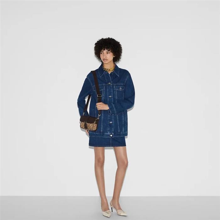 2025210C795213N20215376