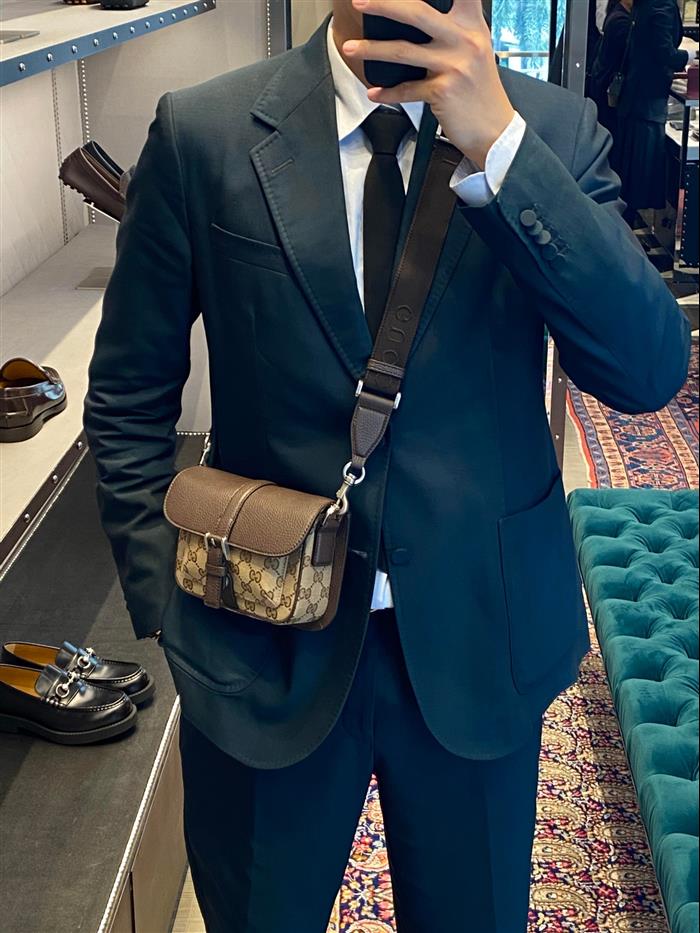 2025210C795213N2021549