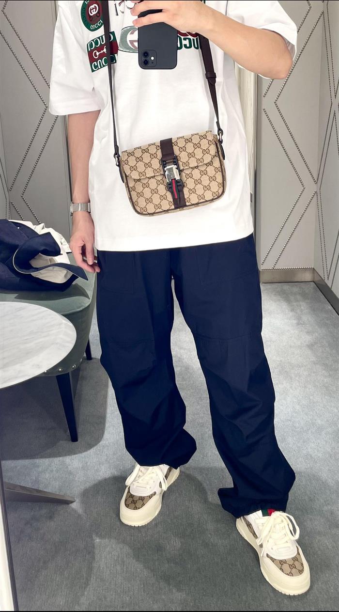 2025210C802100N2021832