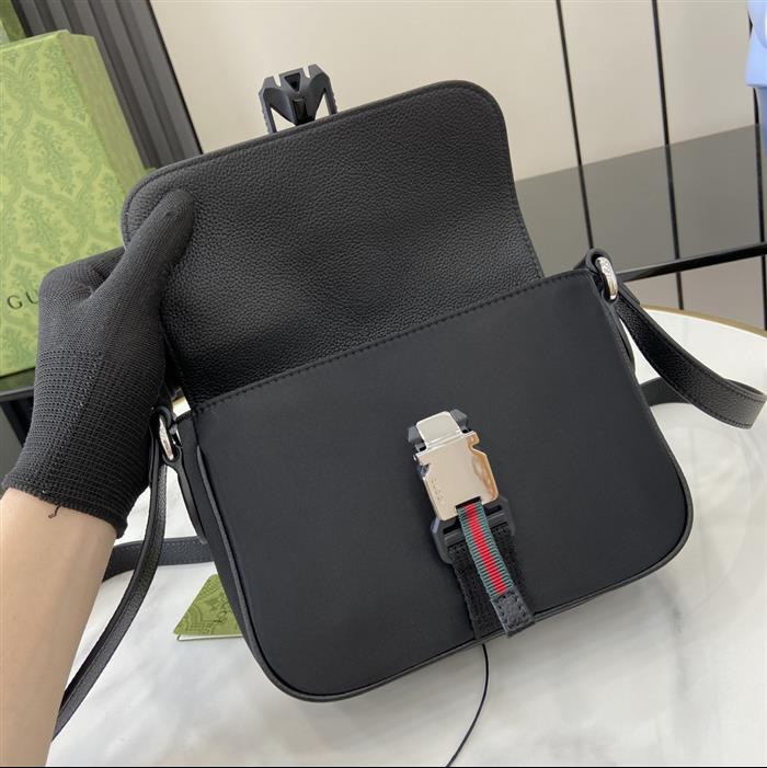 2025210C802100N20218562