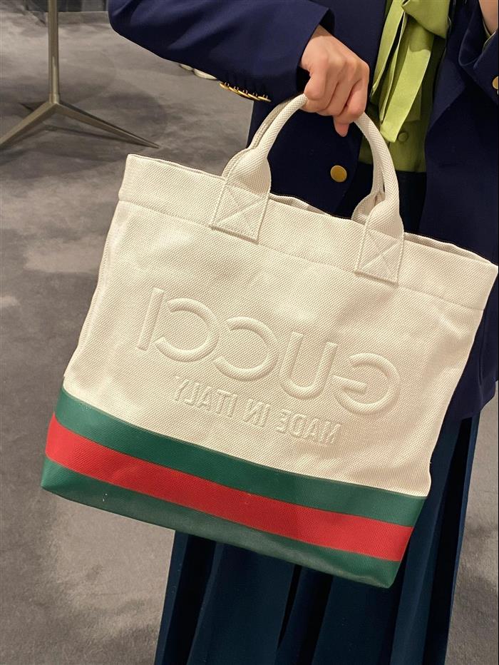 2025210C782741N2022784