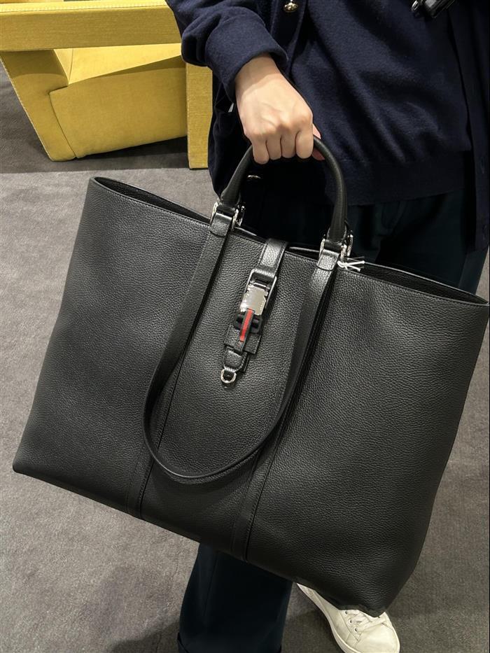 2025210C816753N202111705