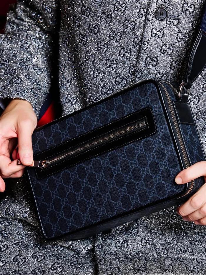 2025210C822072N202112576