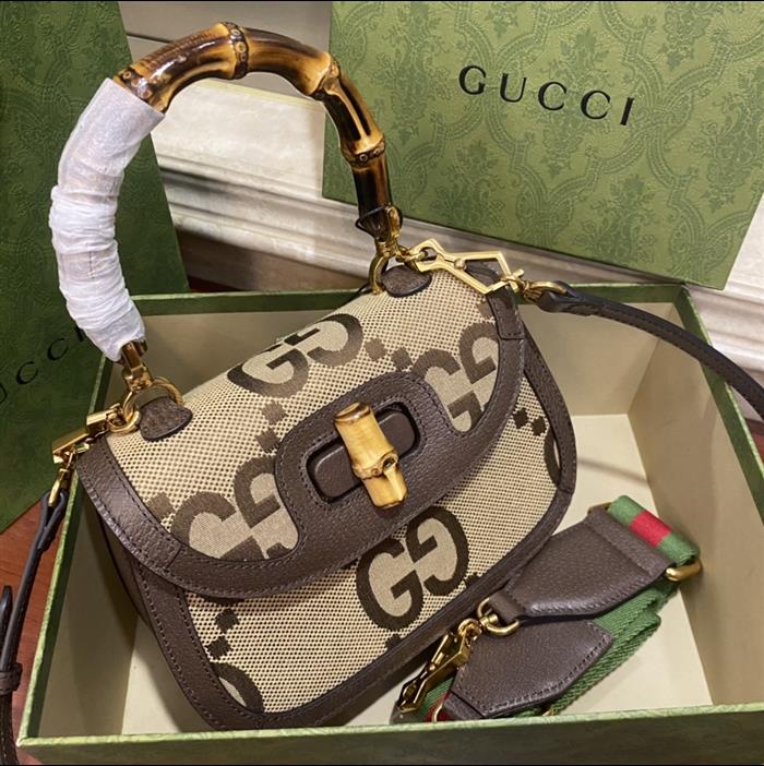 2025210C675797N202043127