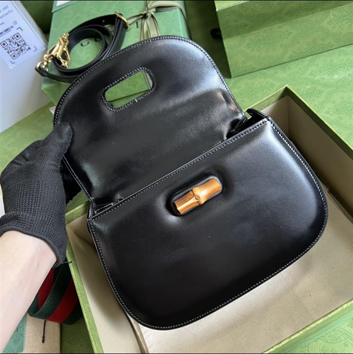 2025210C675797N20204365