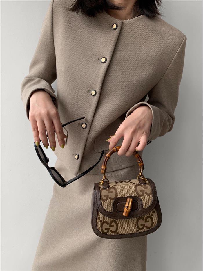 2025210C686864N202049103