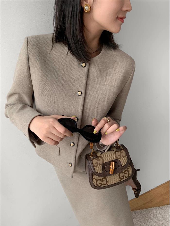 2025210C686864N202049196