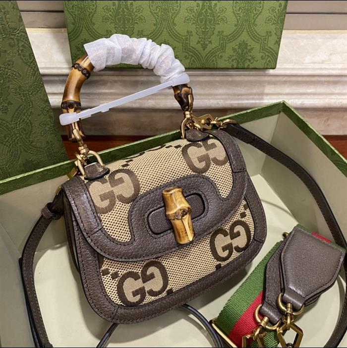 2025210C686864N202049778