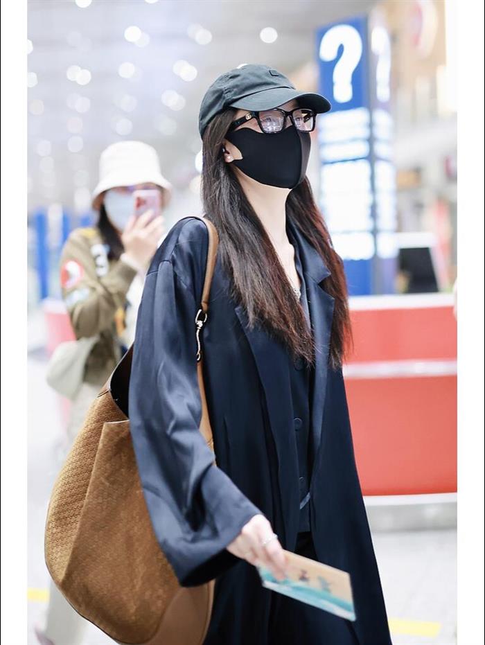 2025210C815924N202215942