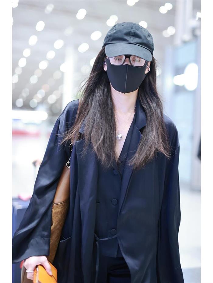 2025210C815924N202215958