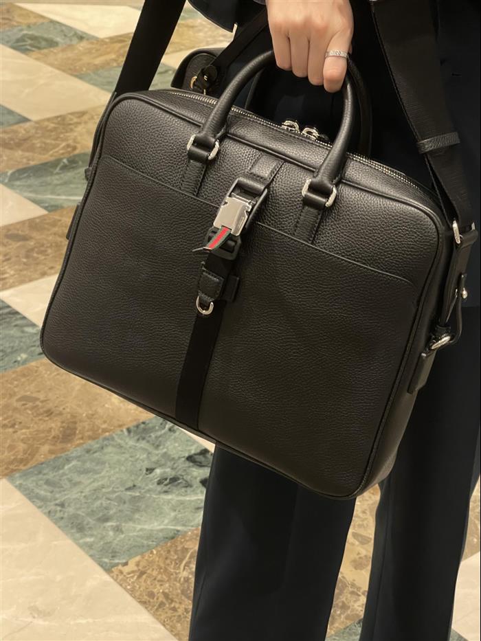 2025210C816757N202035986