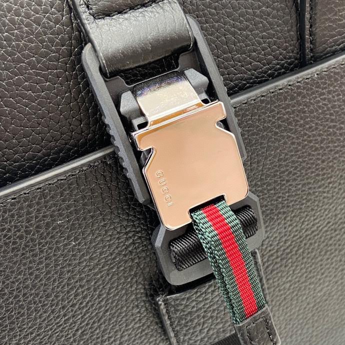 2025210C816757N20203680