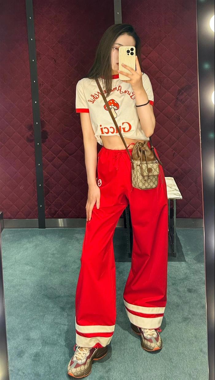 2025210C746303N201918807