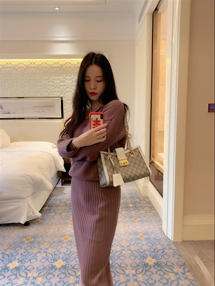 202529C498156N16402586