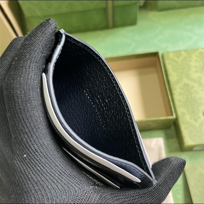 2025210C732018N201247860