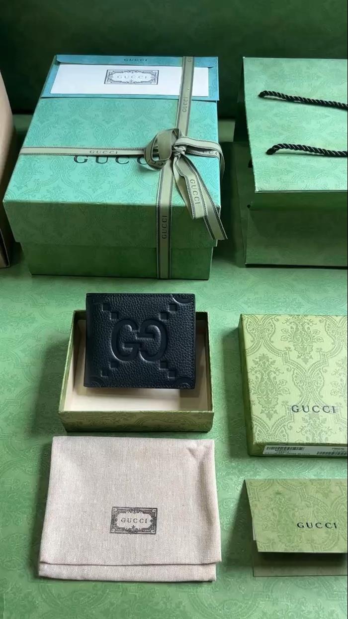 2025210C739479N201922182