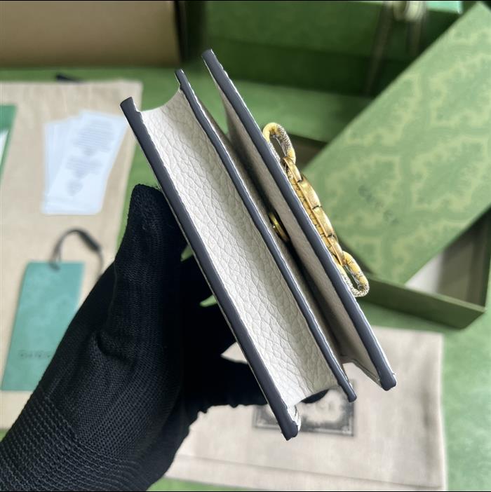 2025210C746059N20192465