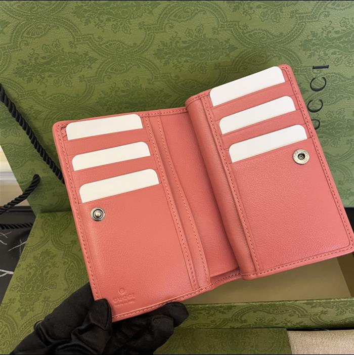 2025210C760336N201925925