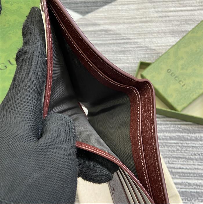 2025210C768243N201927579