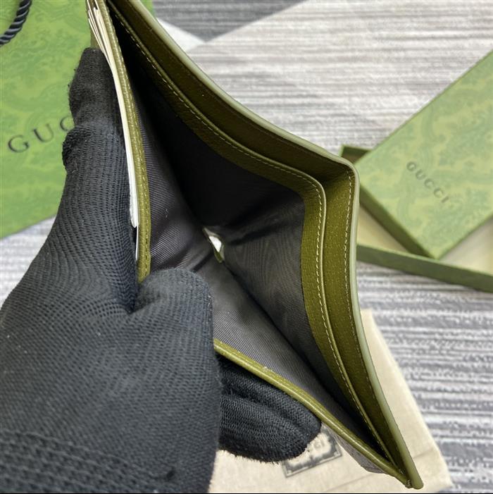 2025210C768244N201928517