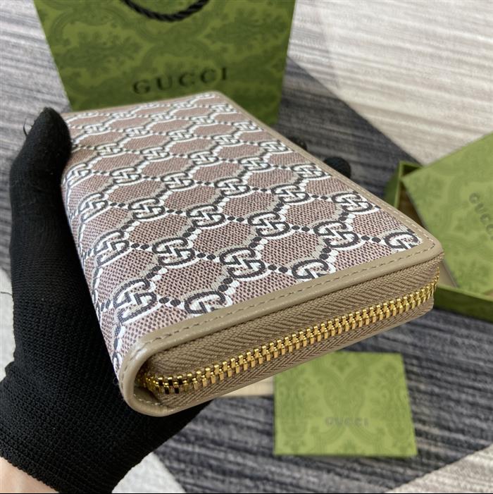 2025210C795048N201932649