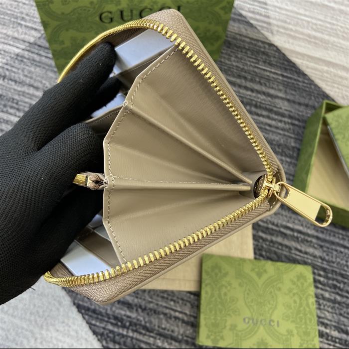 2025210C795048N201932681