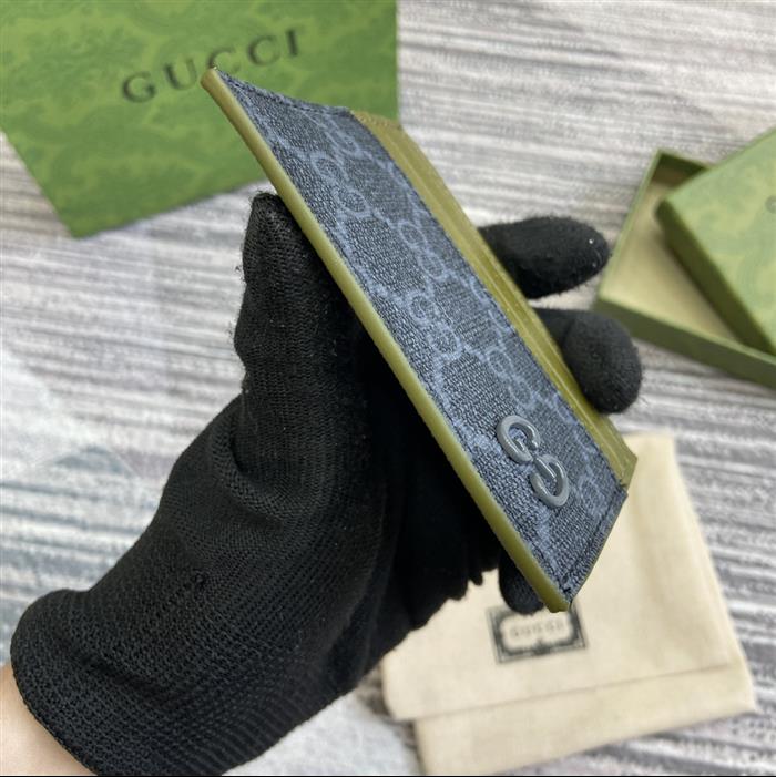 2025210C795230N201951462