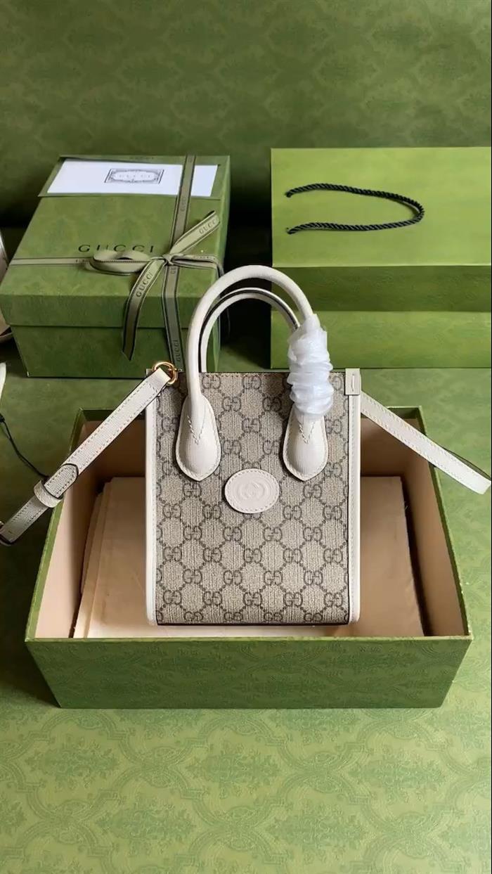 2025210C671623N201911628