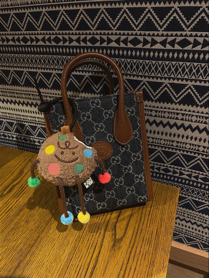 2025210C671623N201912831