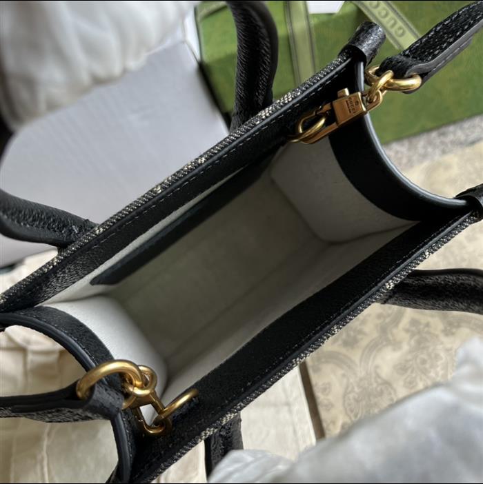 2025210C671623N201914477