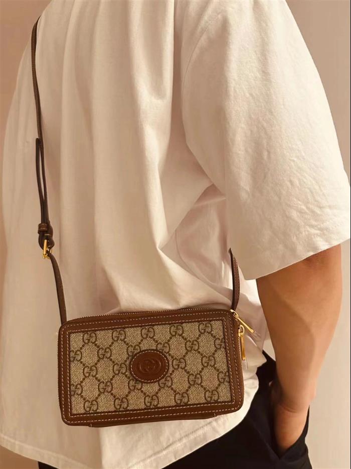 2025210C671674N201914884