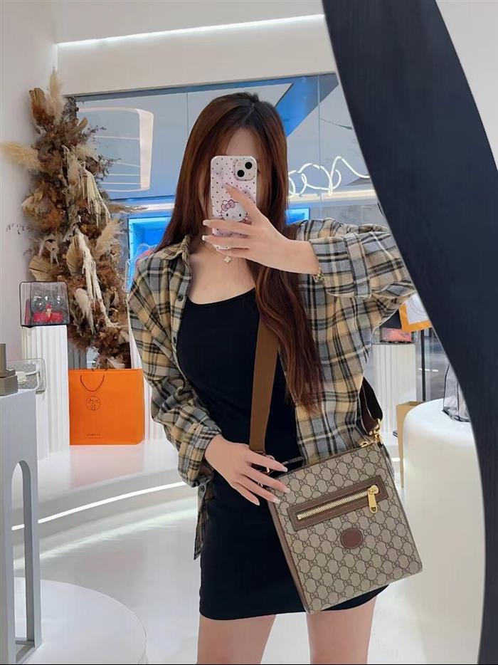 2025210C681021N201915757