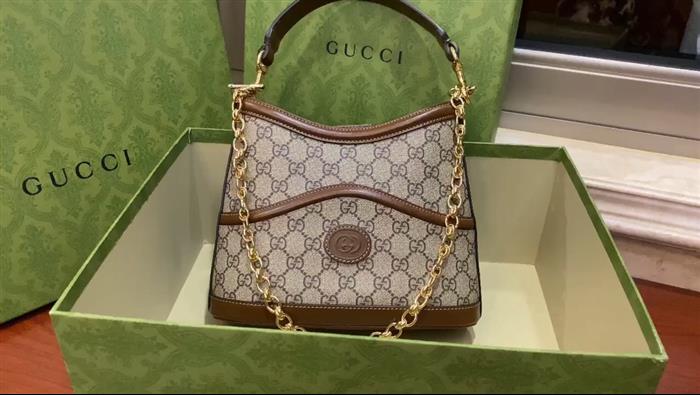 2025210C696011N201916852