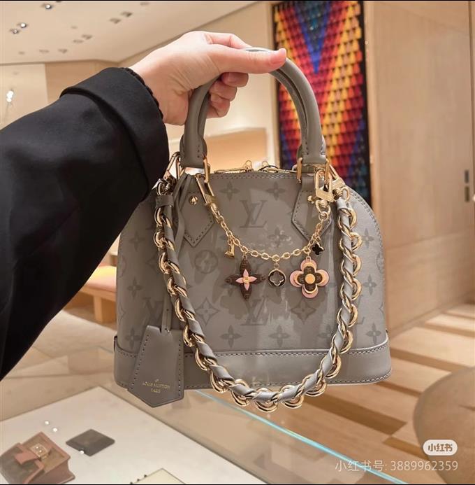 2025224M12561115932160