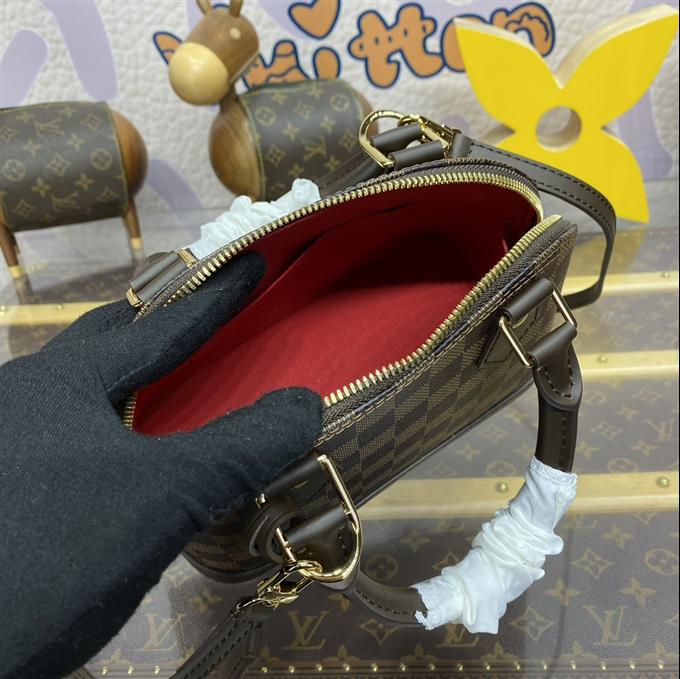 2025224M46990115929948