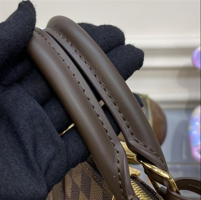 2025224M53151115926817